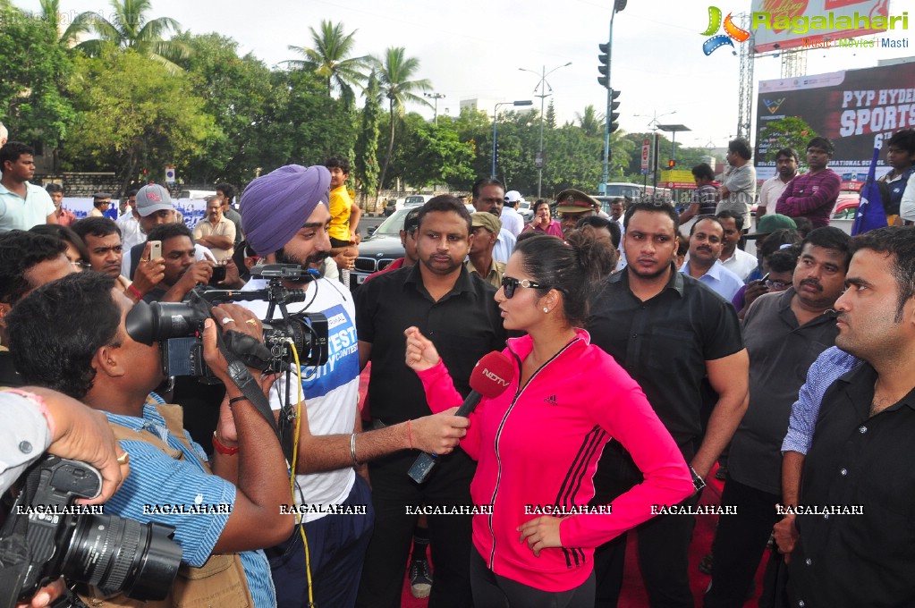 Sania Mirza participates at NDTV-Nirmal Walk for Fitness