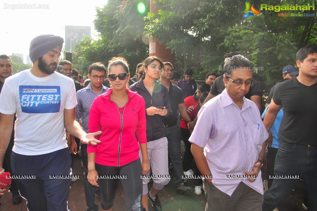 Sania Mirza participates at NDTV-Nirmal Walk for Fitness