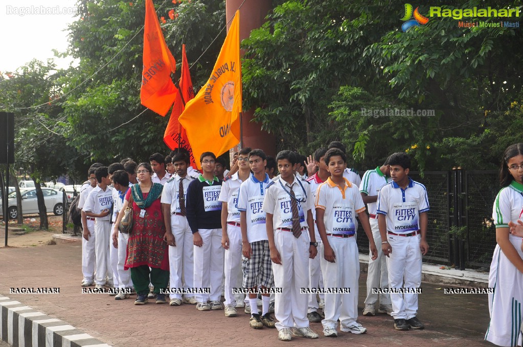 Sania Mirza participates at NDTV-Nirmal Walk for Fitness