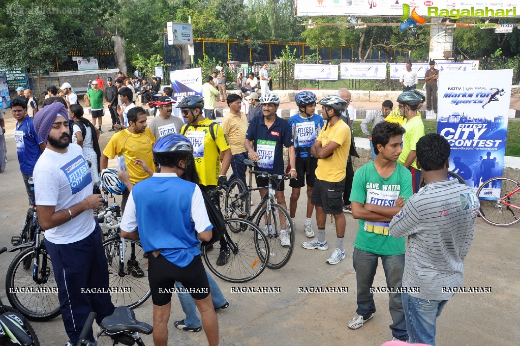 Sania Mirza participates at NDTV-Nirmal Walk for Fitness