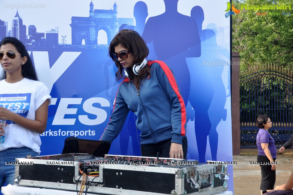 Sania Mirza participates at NDTV-Nirmal Walk for Fitness