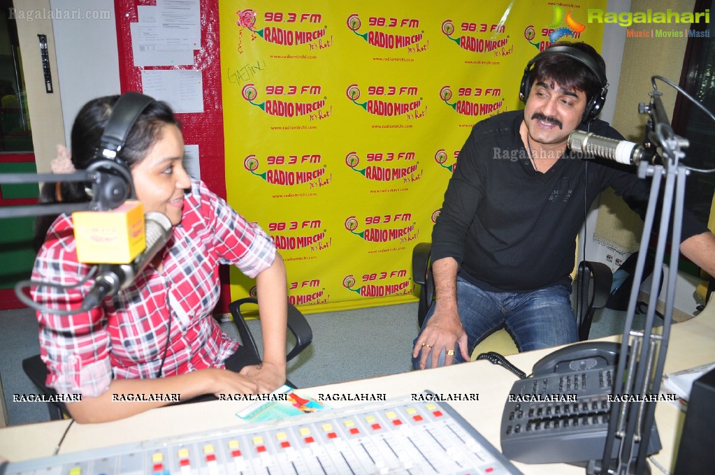 Hero Srikanth visits Mirchi Studios, Hyderabad