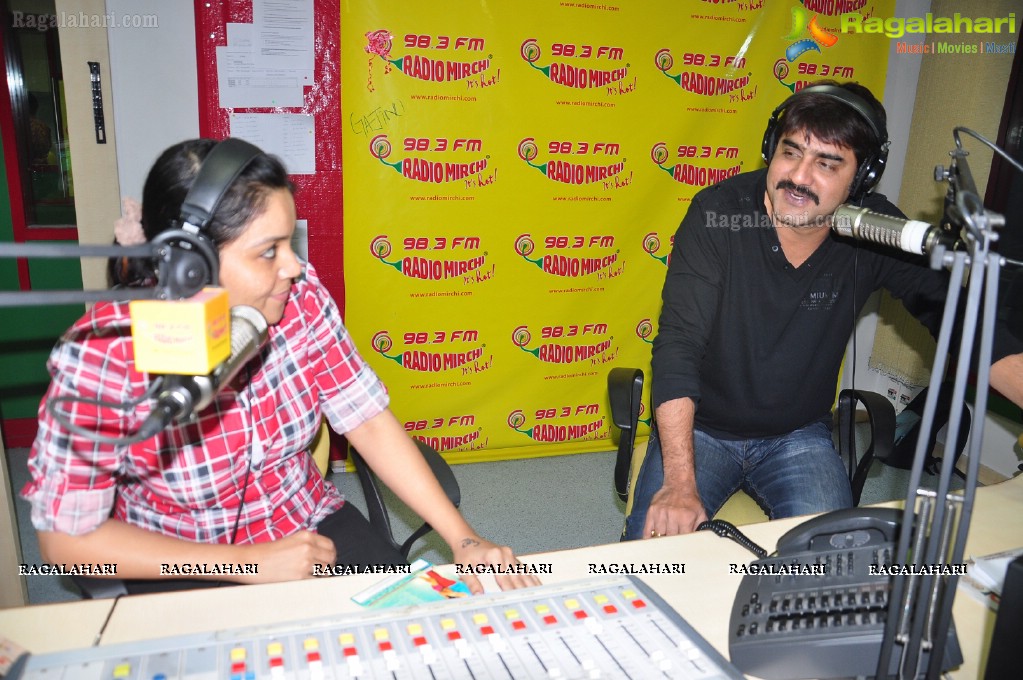 Hero Srikanth visits Mirchi Studios, Hyderabad