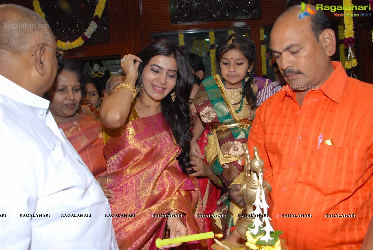 Samantha Launches Chettinad's Showroom, Hyderabad