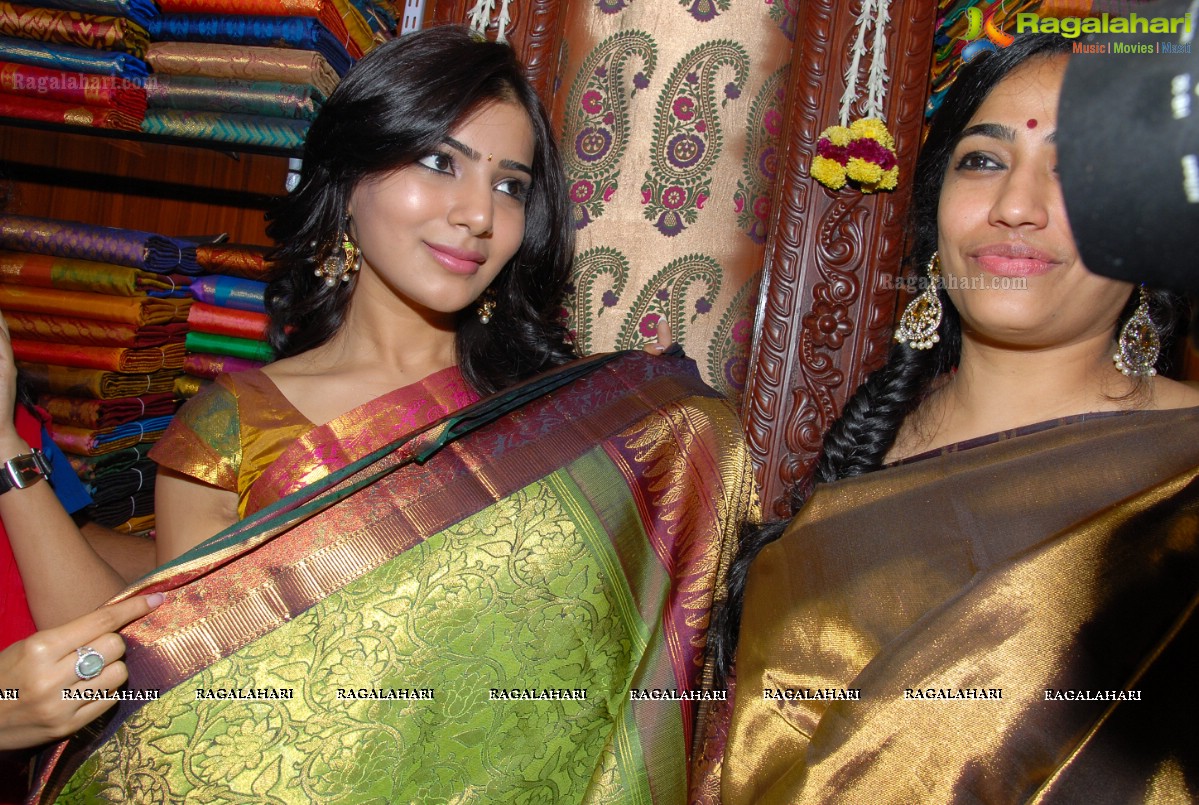 Samantha Launches Chettinad's Showroom, Hyderabad