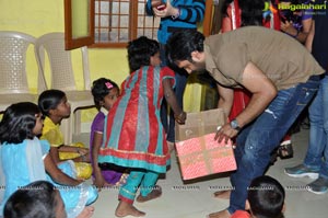 Red FM Taapsee Spread a Smile