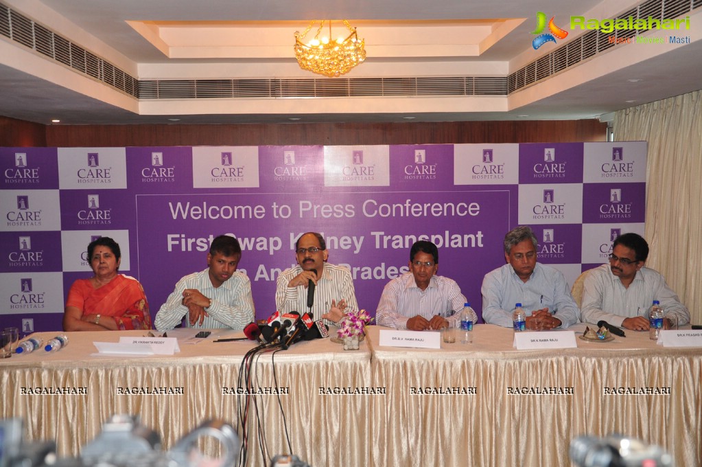 First SWAP Kidney Transplant - Hyderabad Care Hospitals Press Meet