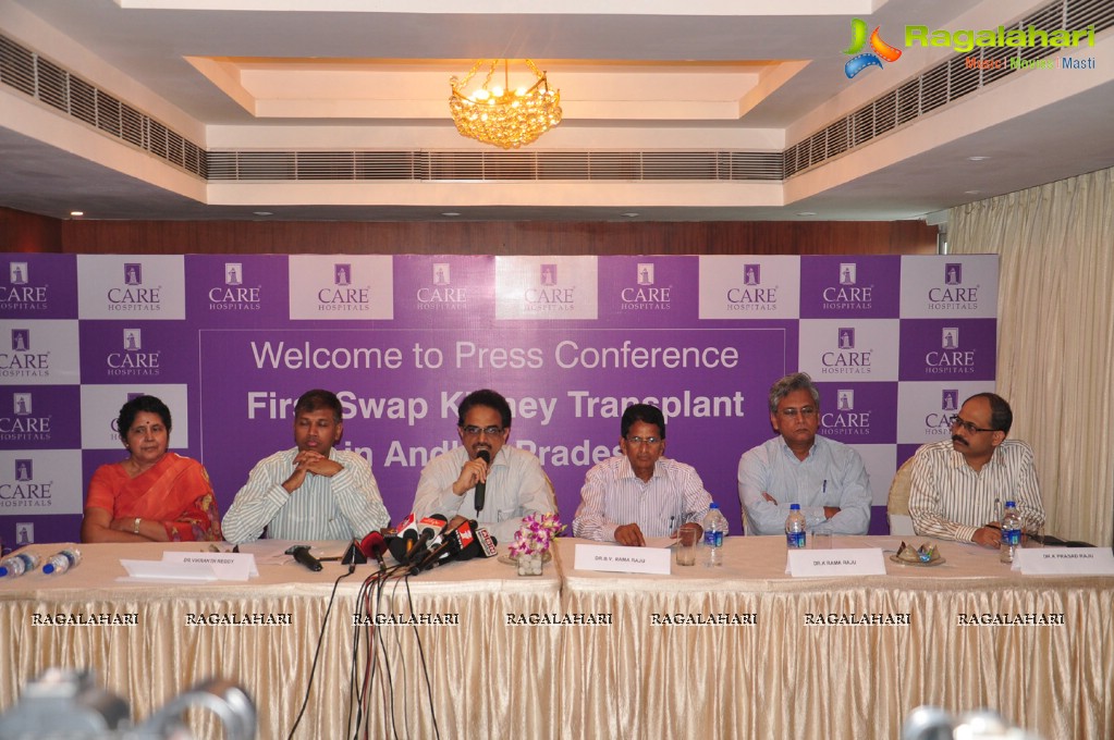 First SWAP Kidney Transplant - Hyderabad Care Hospitals Press Meet