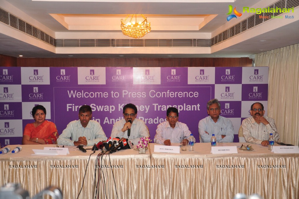 First SWAP Kidney Transplant - Hyderabad Care Hospitals Press Meet