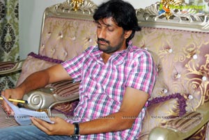 Vasul Raja Shooting Photos