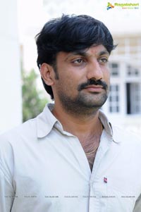 Vasul Raja Shooting Photos