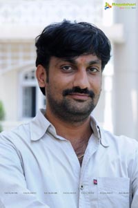 Vasul Raja Shooting Photos