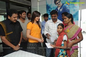 Samantha Charity Press Meet