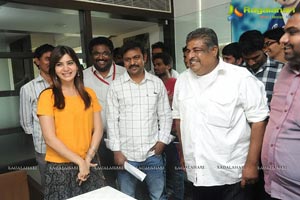 Samantha Charity Press Meet