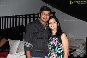 Alok-Anshum 7th Wedding Anniversary