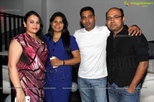 Alok-Anshum 7th Wedding Anniversary