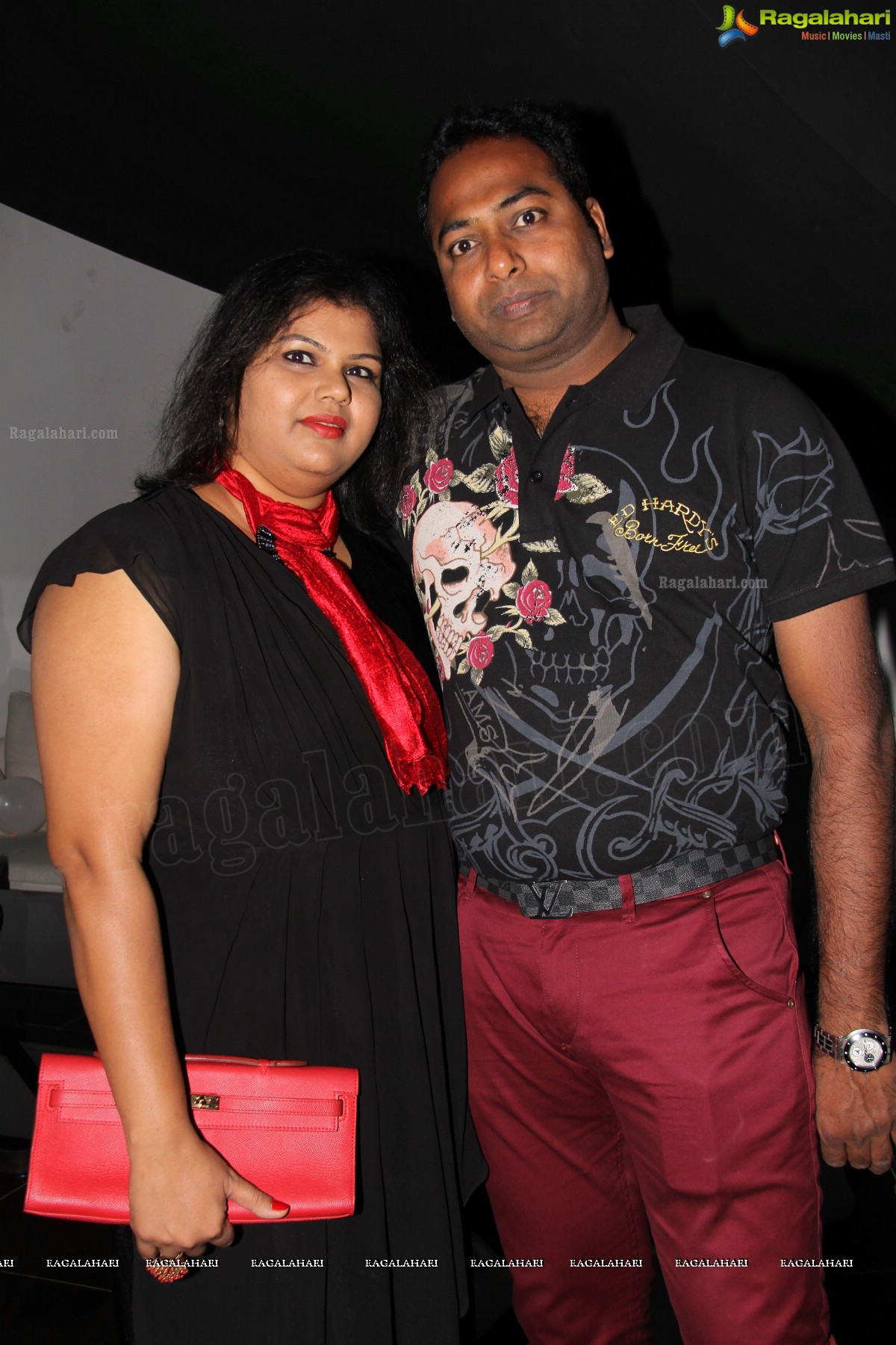 Alok n Anshum's 7th Wedding Anniversary at Bottles N Chimney, Hyderabad