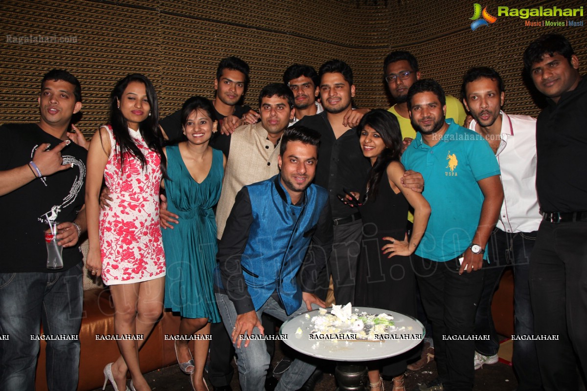 Arshad and Vikram Birthday Bash 2013 at Kismet Pub, Hyderabad