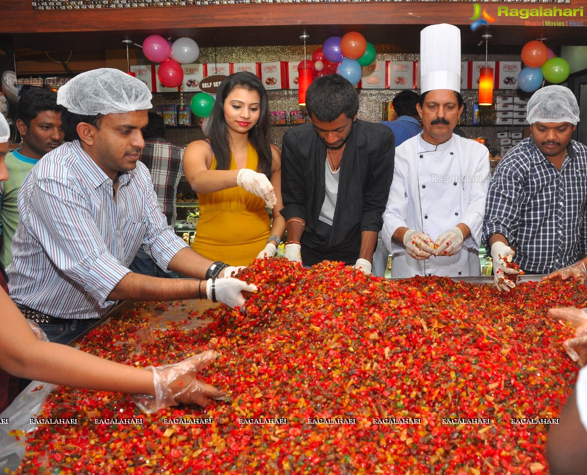 Bakers Inn Cake Mixing Ceremony 2013