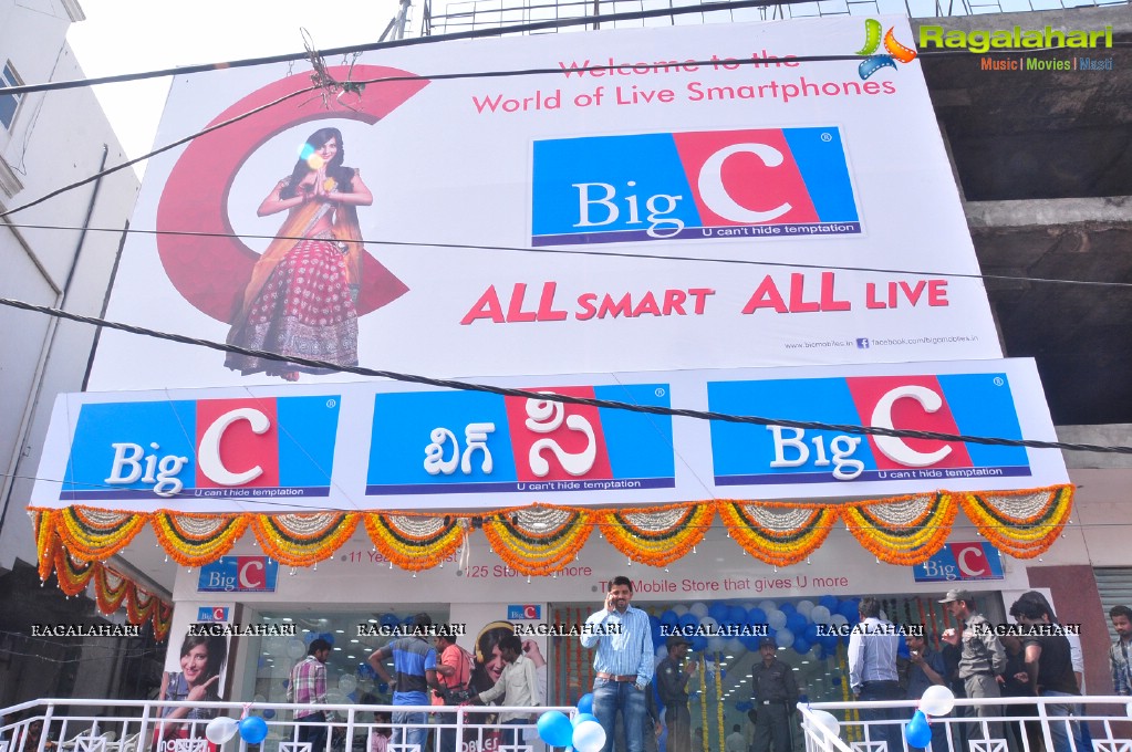 Charmme inaugurates Big C at Ameerpet, Hyderabad