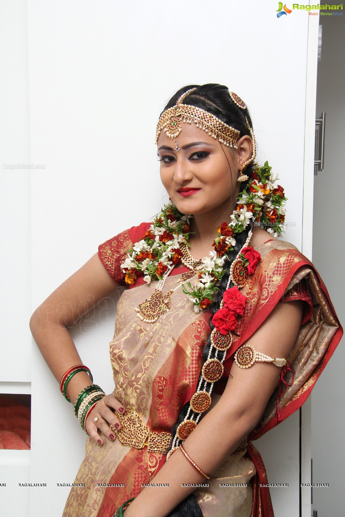 Bridal Make-up to the women of Hyderabad at Lakme, Somajiguda