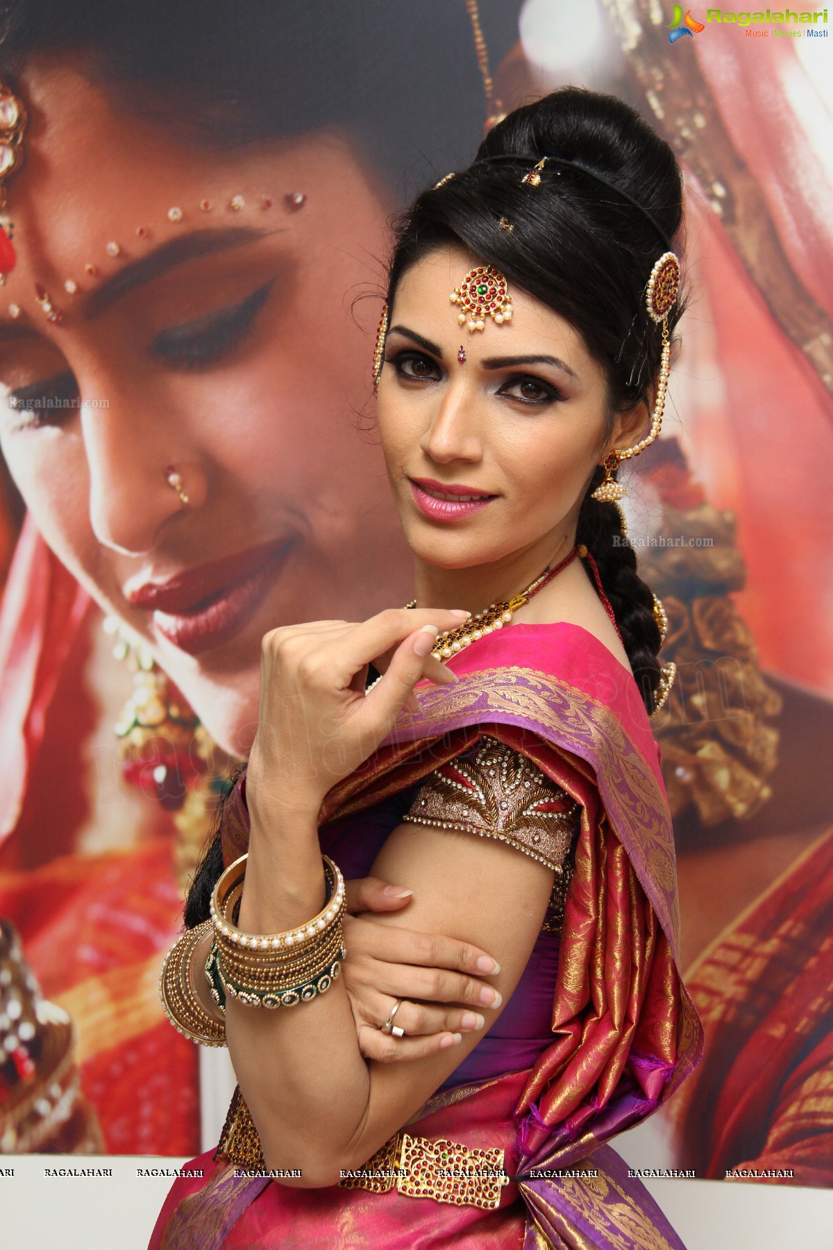 Bridal Make-up to the women of Hyderabad at Lakme, Kondapur