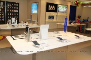 Brother Anil Launches Samsung Store