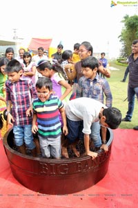 Grape Stomping @ The Square Hyderabad