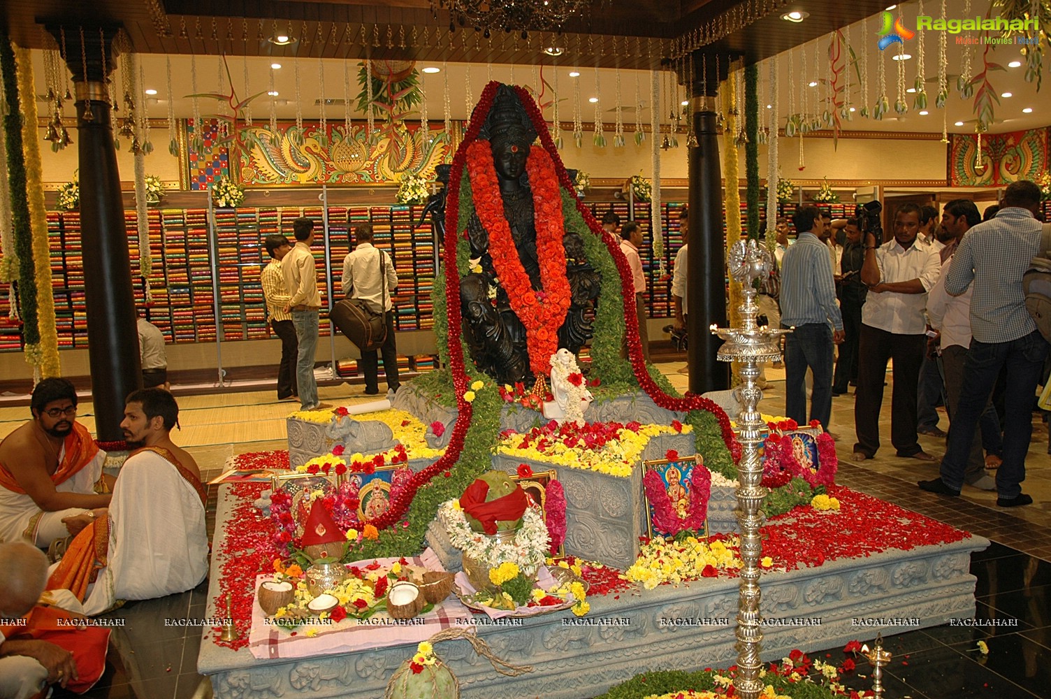 Kancheepuram Varamahalakshmi Stores Launch, Vijayawada