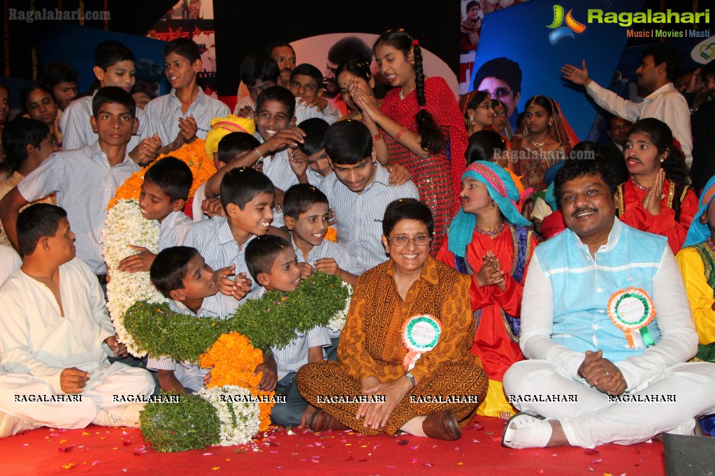 Kiran Bedi Honored With Sankalpa Sanjeevani by Suchir India