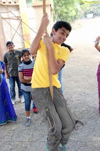 Kovvali Denduluru Picnic at Saradhi Studios