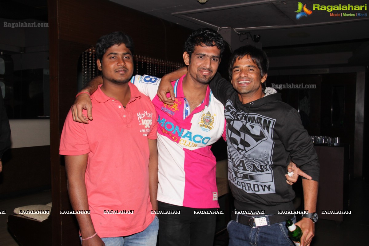 Krishnakanth Birthday Party 2013 at Sky Bar Pub & Lounge, Hyderabad