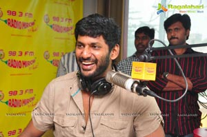 Vishal Krishna at Radio Mirchi