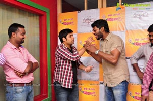 Vishal Krishna at Radio Mirchi