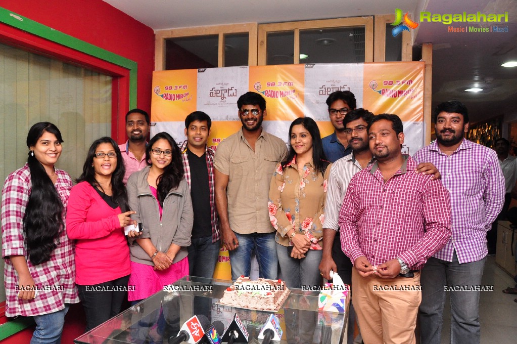 Vishal Krishna at Radio Mirchi