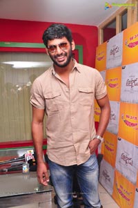 Vishal Krishna at Radio Mirchi