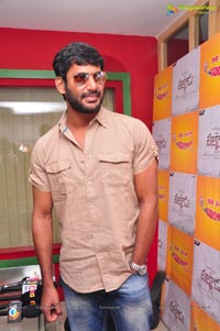 Vishal Krishna at Radio Mirchi