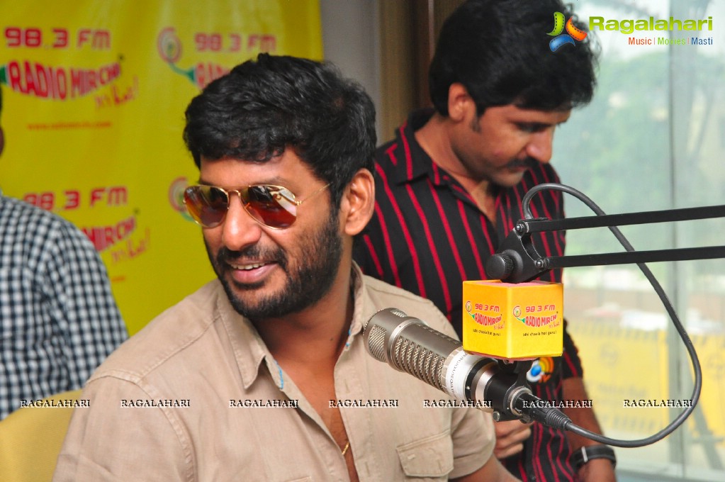 Vishal Krishna at Radio Mirchi