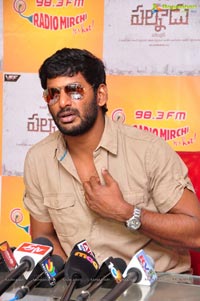 Vishal Krishna at Radio Mirchi