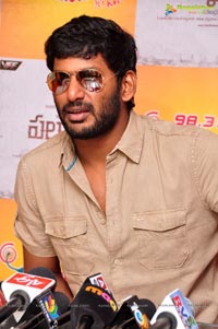 Vishal Krishna at Radio Mirchi