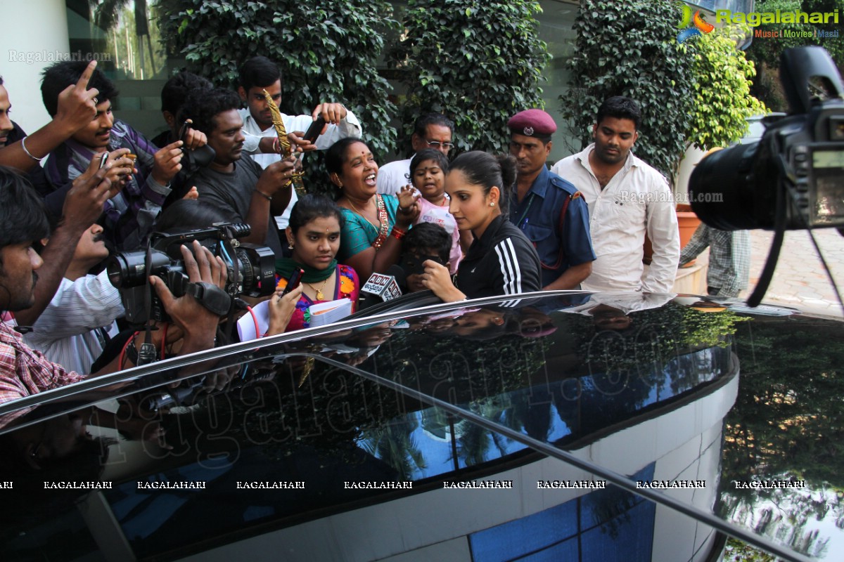 The Real Stars – Child Cancer Survivors, celebrate Children’s Day with Tennis Star, Sania Mirza at Apollo Cancer Hospital