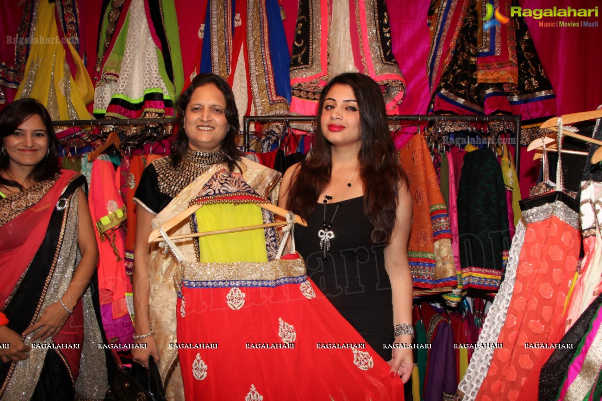 Suhani Kalita launches Desire Designer Exhibition, Hyderabad