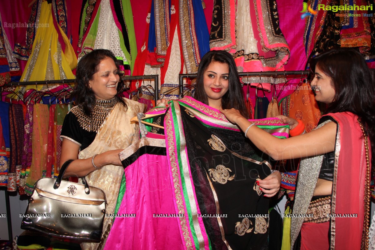 Suhani Kalita launches Desire Designer Exhibition, Hyderabad