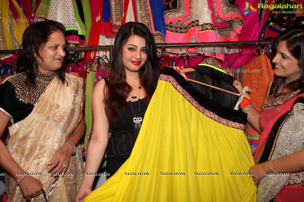 Suhani Kalita launches Desire Designer Exhibition, Hyderabad