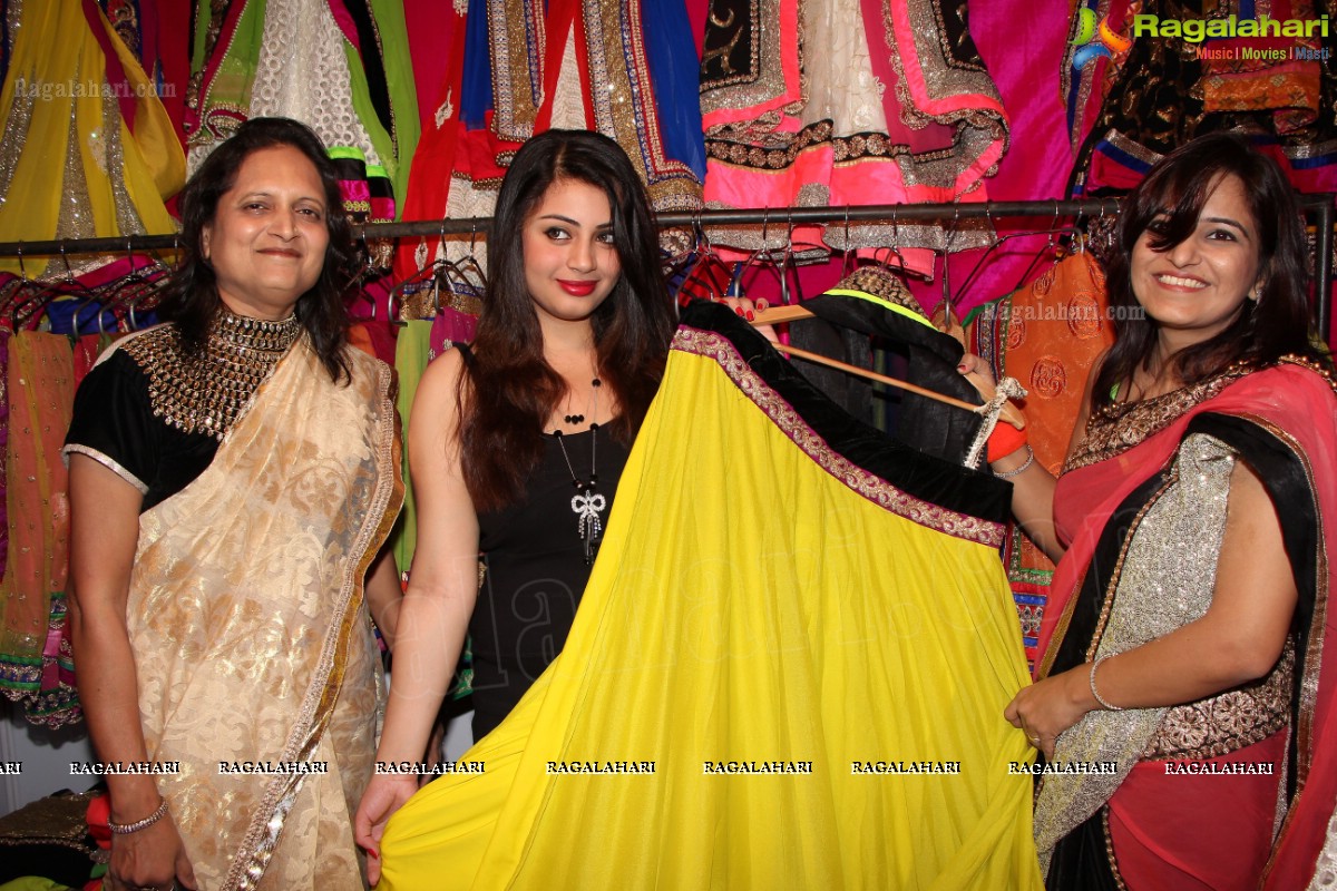 Suhani Kalita launches Desire Designer Exhibition, Hyderabad