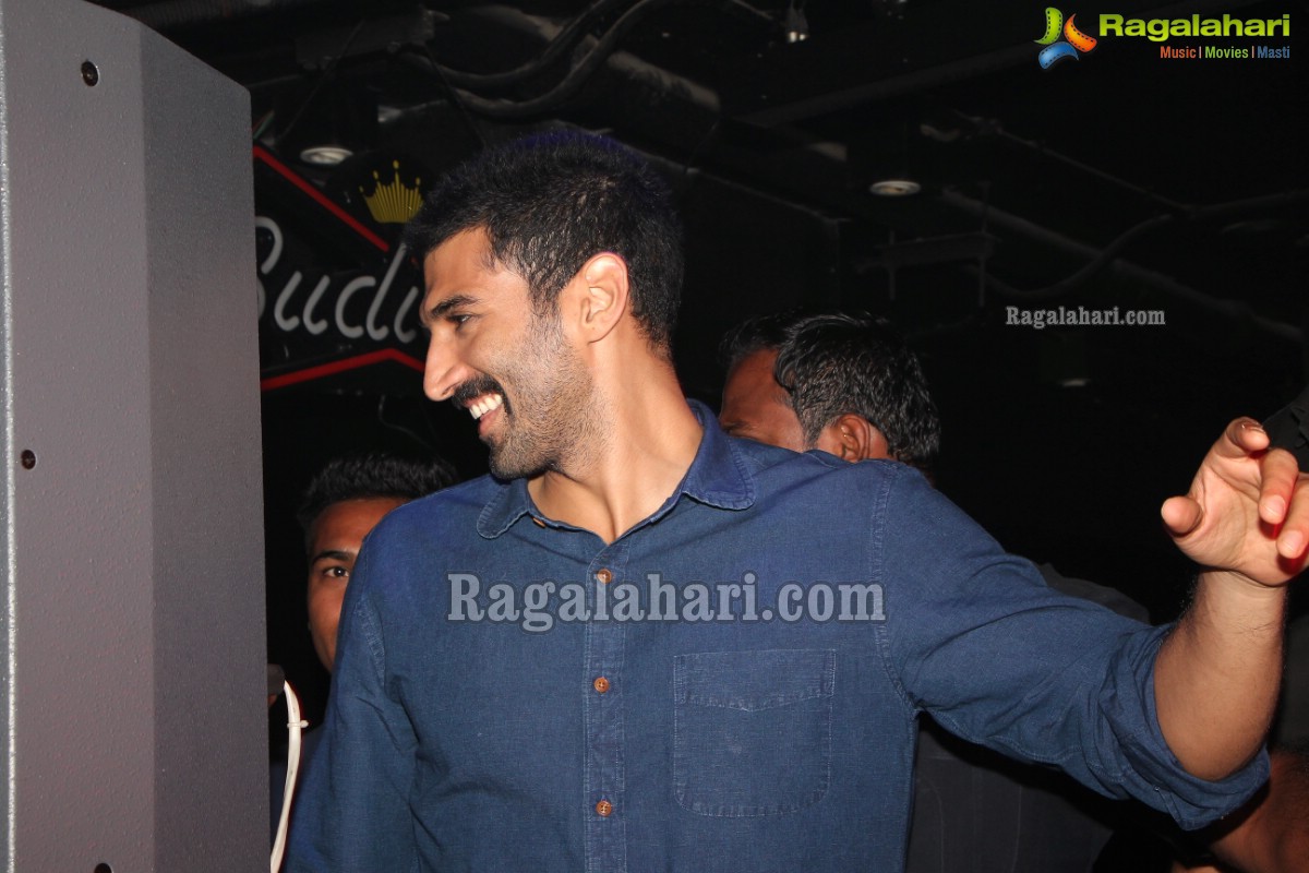 Celebrity Night With Aditya Roy Kapoor at Kismet, Hyderabad