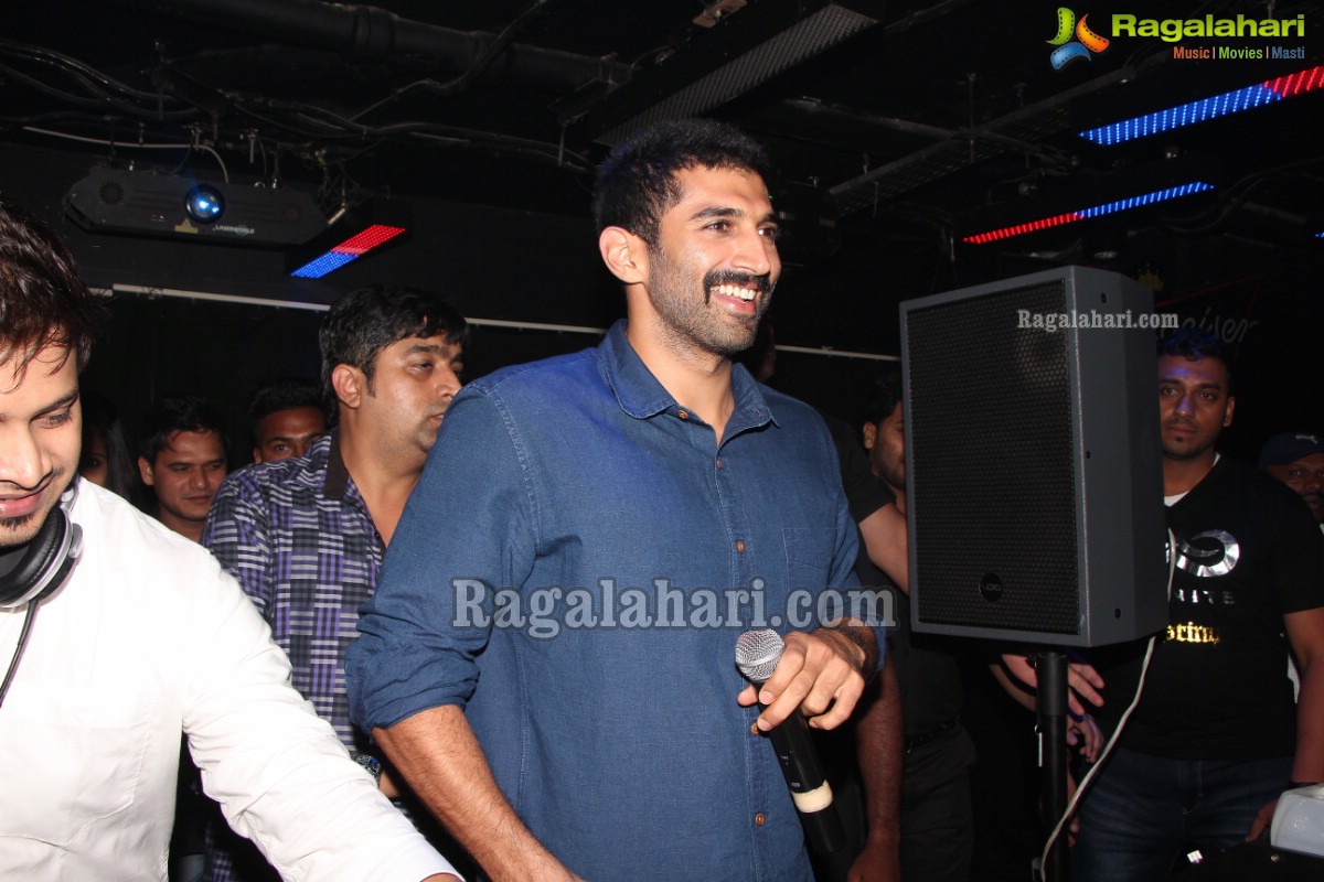 Celebrity Night With Aditya Roy Kapoor at Kismet, Hyderabad