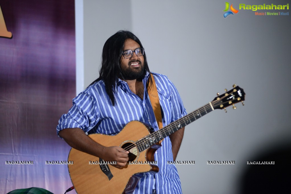 Cheththa Video Song Launch