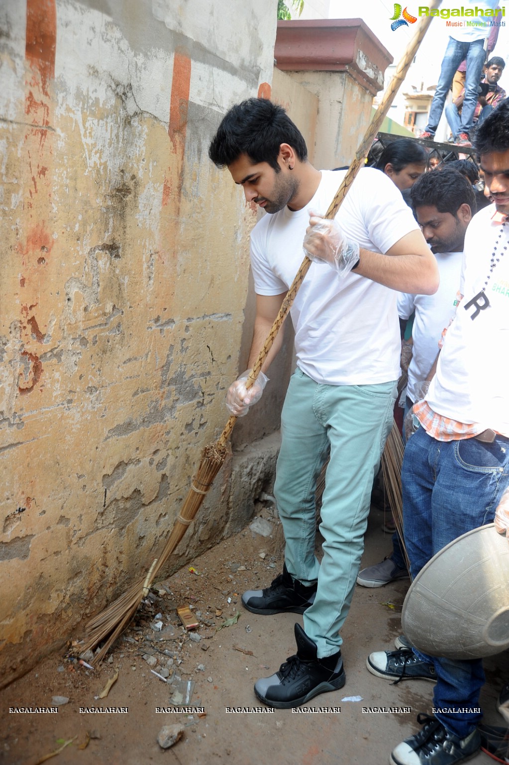 Hero Ram joins Swachh Bharat Campaign