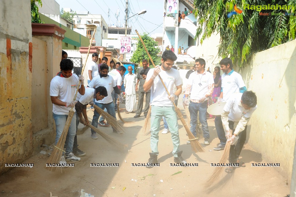 Hero Ram joins Swachh Bharat Campaign